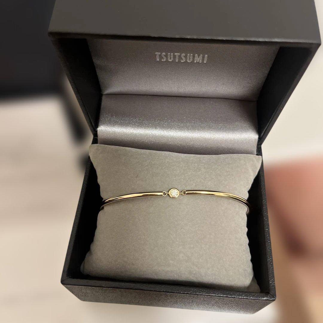 未使用品ジュエリーツツミK18YGダイヤモンドバングルブレスレット付属品完備！