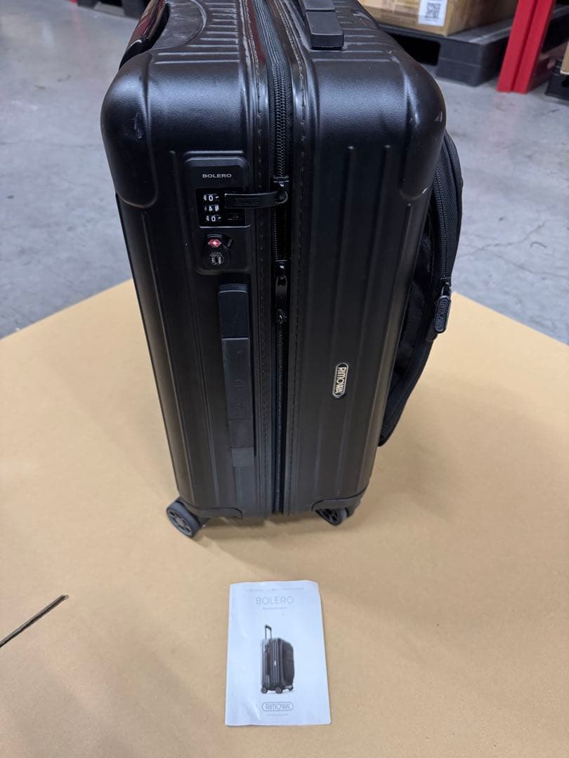リモワ ボレロ 37L 機内持ち込み 4輪 TSAロック 黒 ジャンク - メルカリ