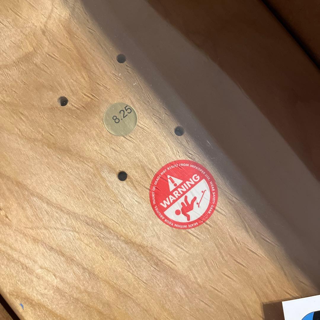 【新品】Minions × VERDY 限定　スケートボードデッキ ミニオン