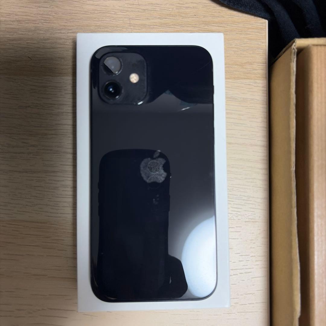 iPhone12黒128GB本体 箱・lightningケーブル付属