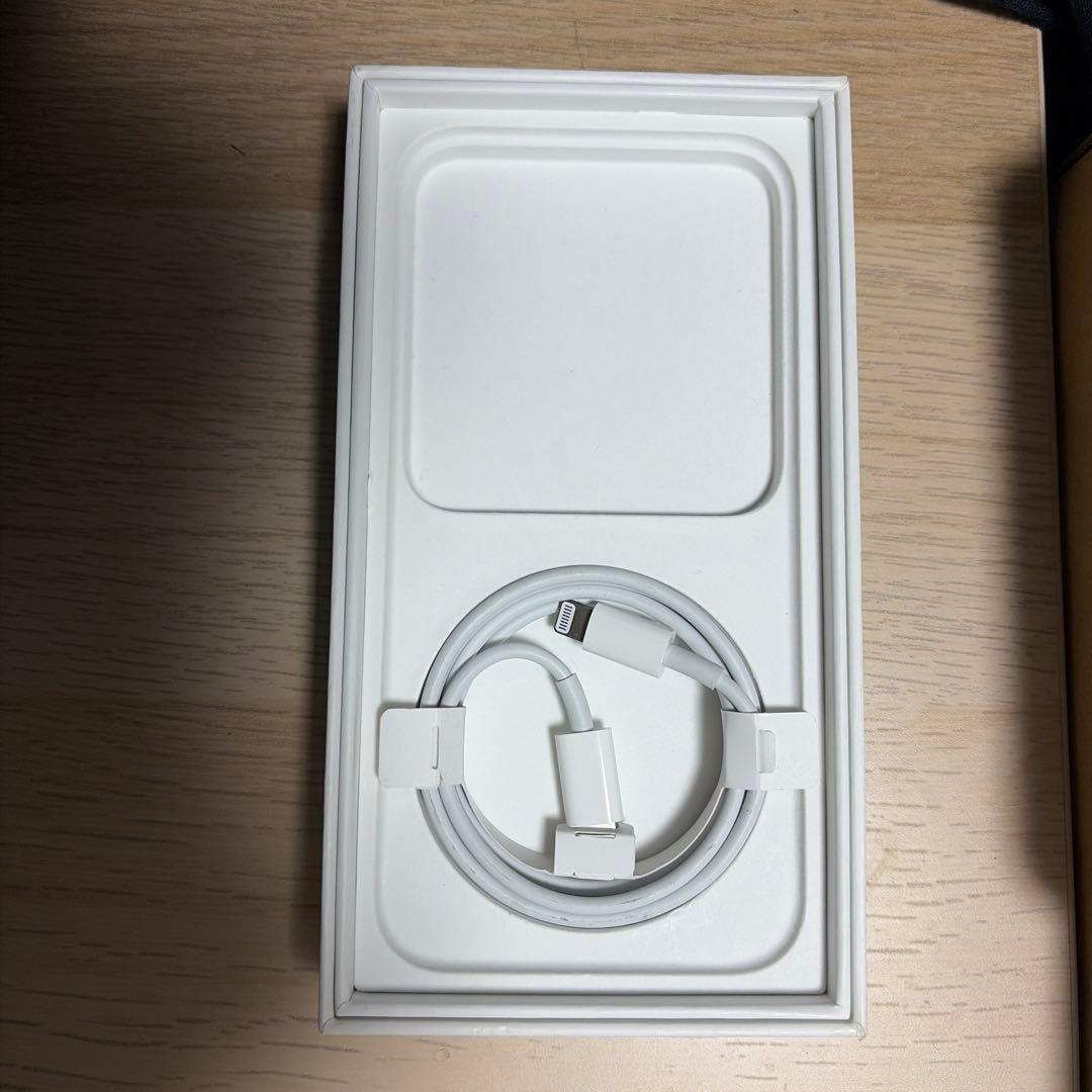 iPhone12黒128GB本体 箱・lightningケーブル付属