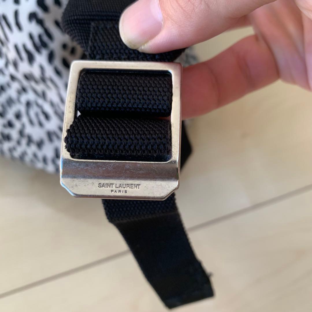 SAINT LAURENT ベイビーキャット柄バックパック