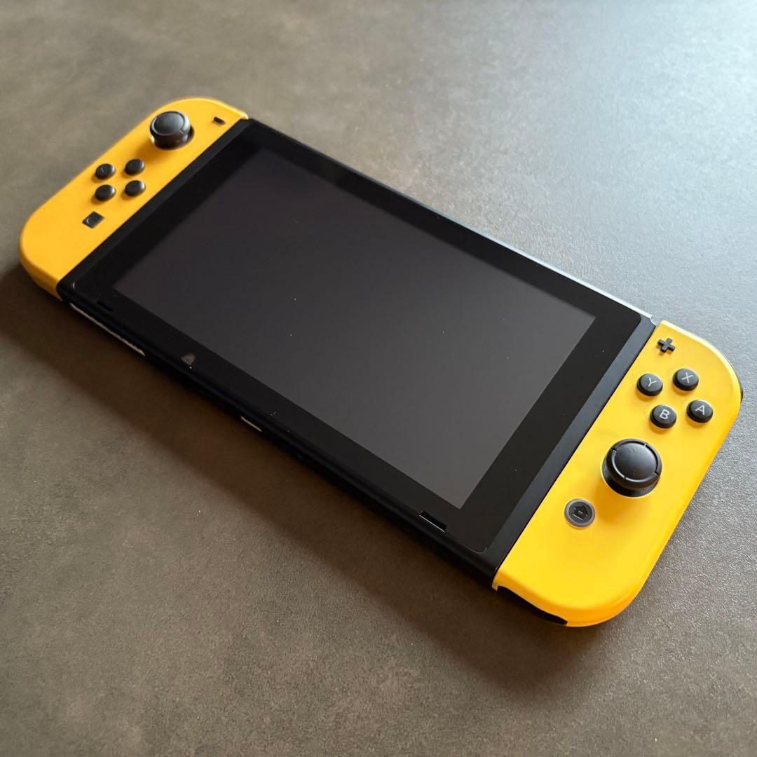 Nintendo Switch ピカチュウ イーブイ 本体モンスタボールPLUS