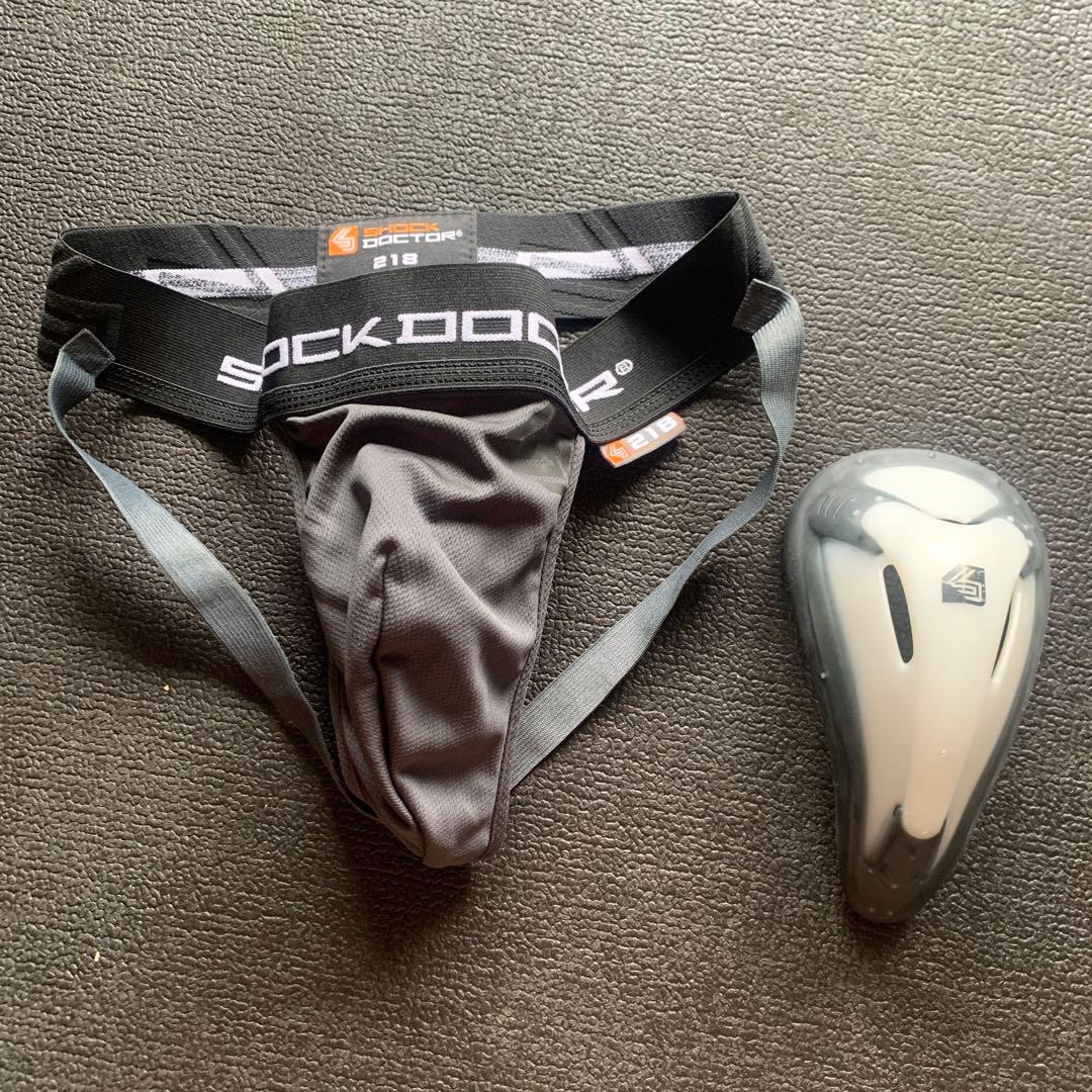 ファウルカップとケース