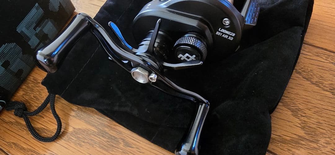 ローンズ B51 MC-1 XG マットブラック 新品替えスプール付き - メルカリ