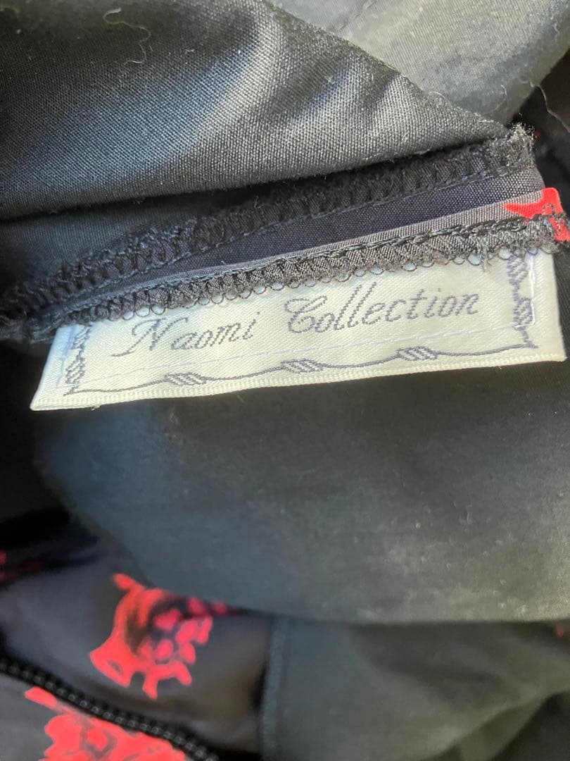 Naomi Collection 花柄フレアドレス