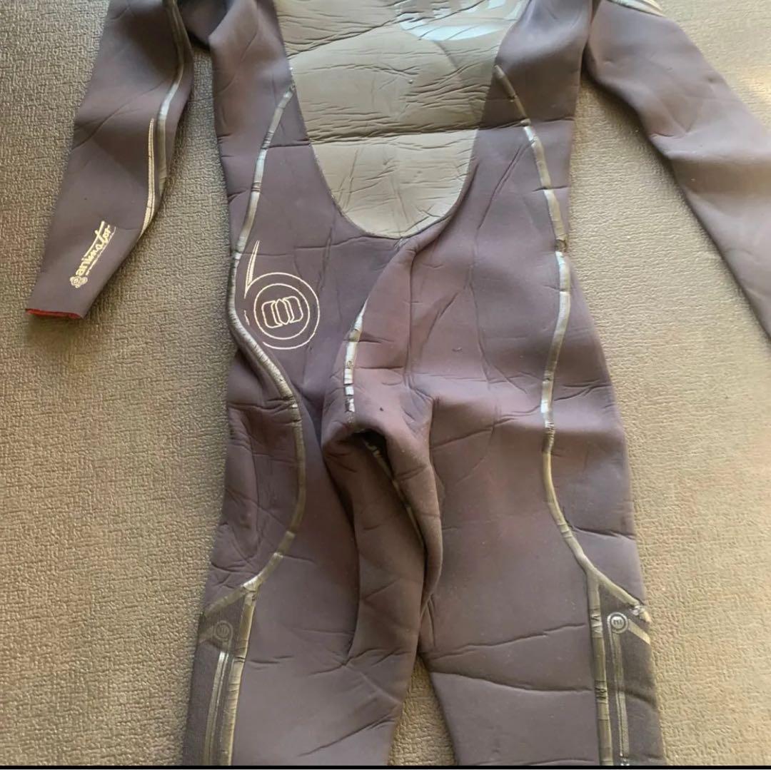 Animalウェットスーツ　サイズM 2mm