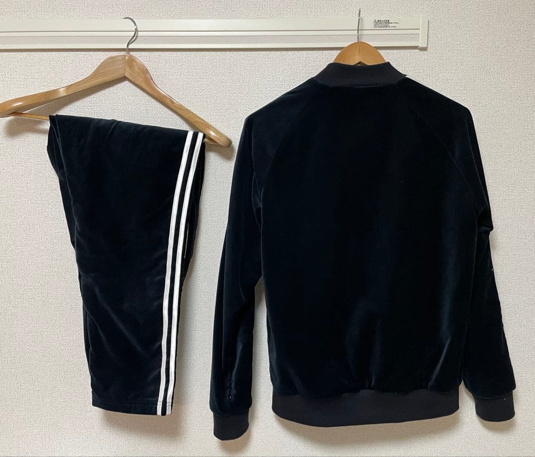 アディダス ジャージ ベロア 上下セット