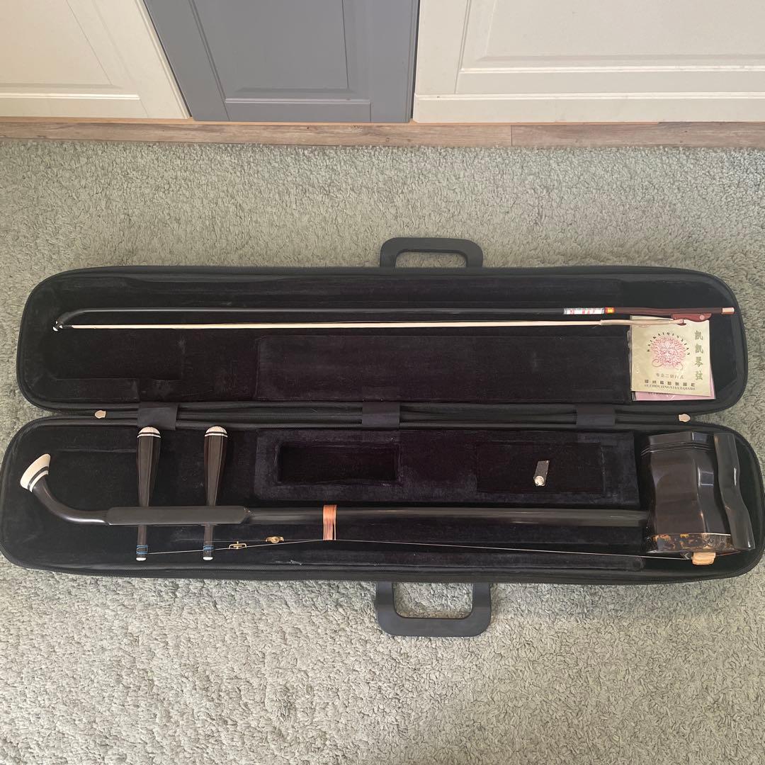 二胡 ほぼ未使用 ケース有り　黒壇　蘇州製　六角形