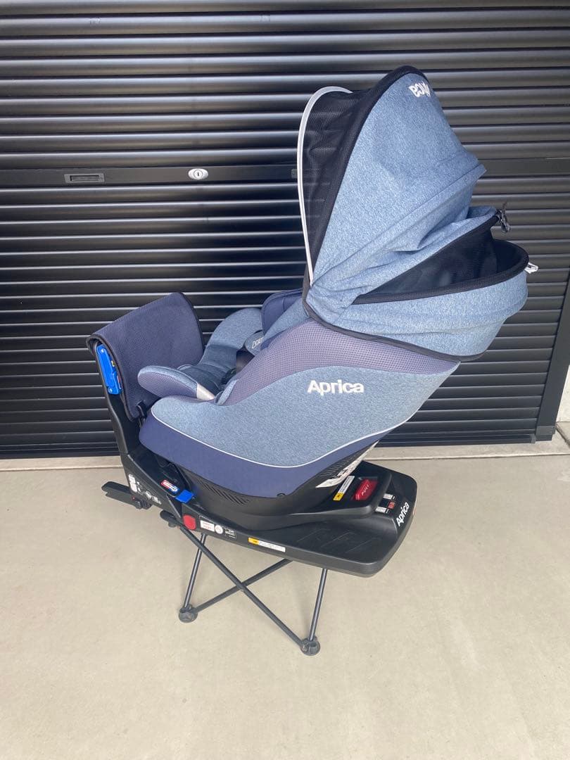 Aprica クルリラ ISOFIX チャイルドシート 回転式
