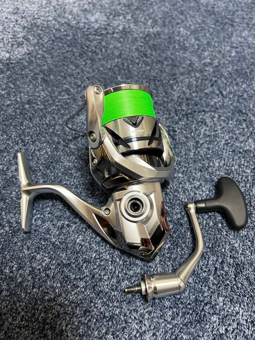 【未使用品】23 ストラディック 4000MHG ※新品セットアッパー付き