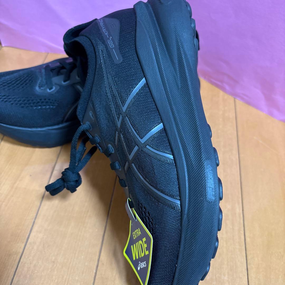新品　ASICS GEL KAYANO 31 EXTRA WIDE 25.5cm