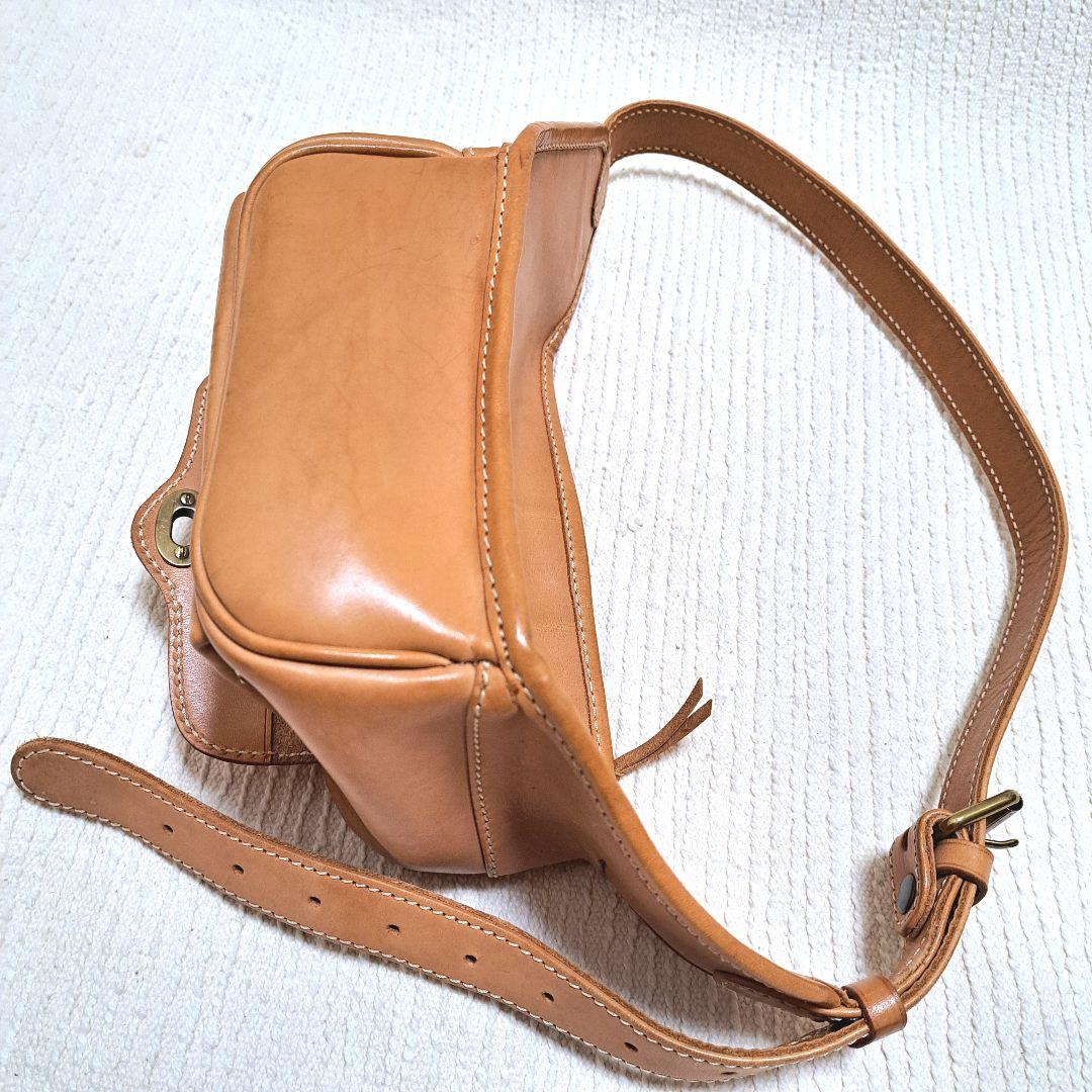 ブリーBREEボディーバッグ ウェストポーチ ヌメ革 レザーバッグ ユニ