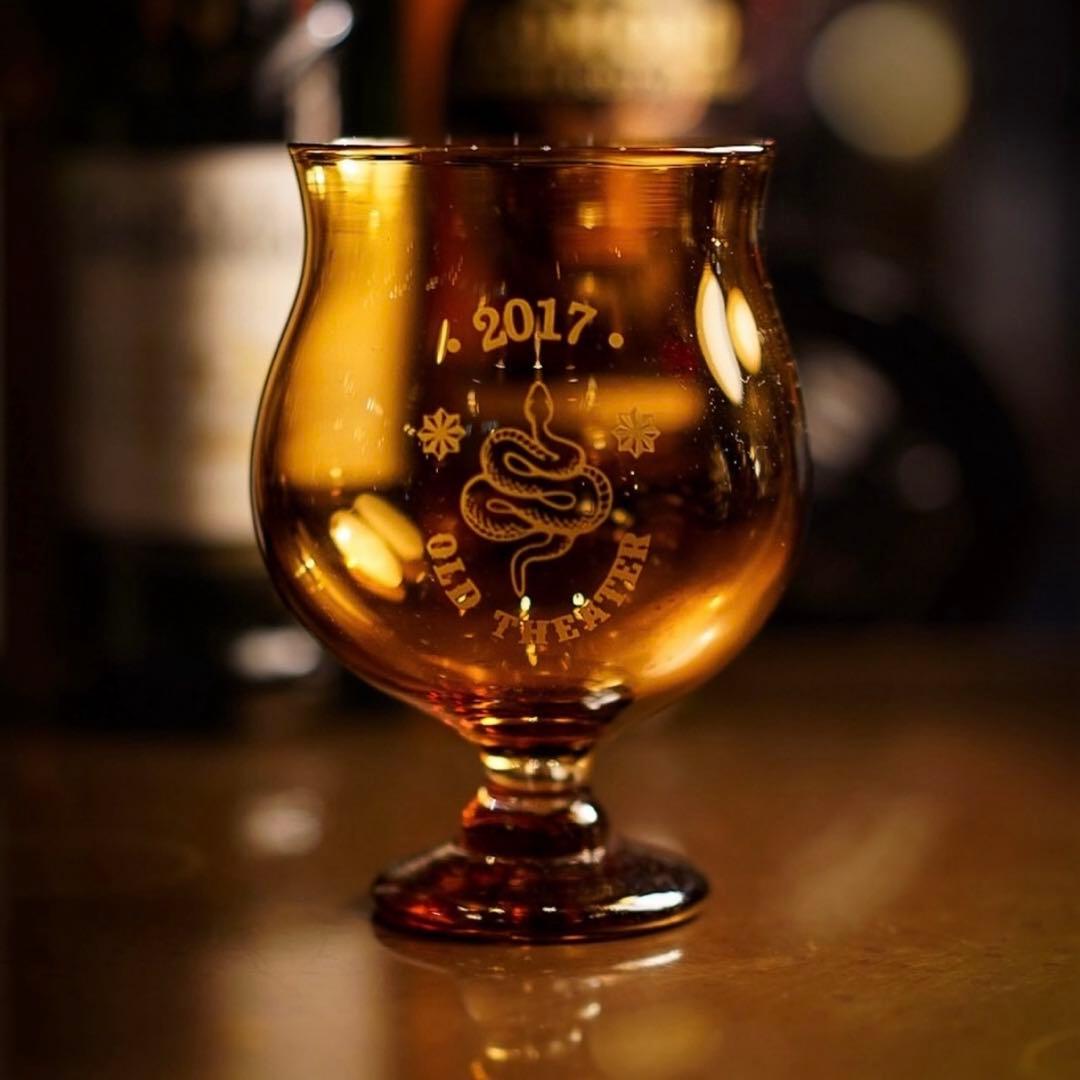 アンバーチューリップグラス オールドマウンテンの通販はau PAY