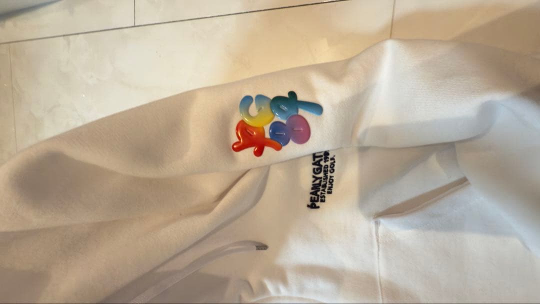 パーリーゲイツから35周年を記念したジャケット