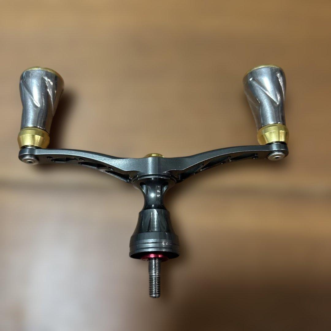 LIVRE Wing 98 ダブルハンドル　ガンメタ／ゴールド　※シマノ用