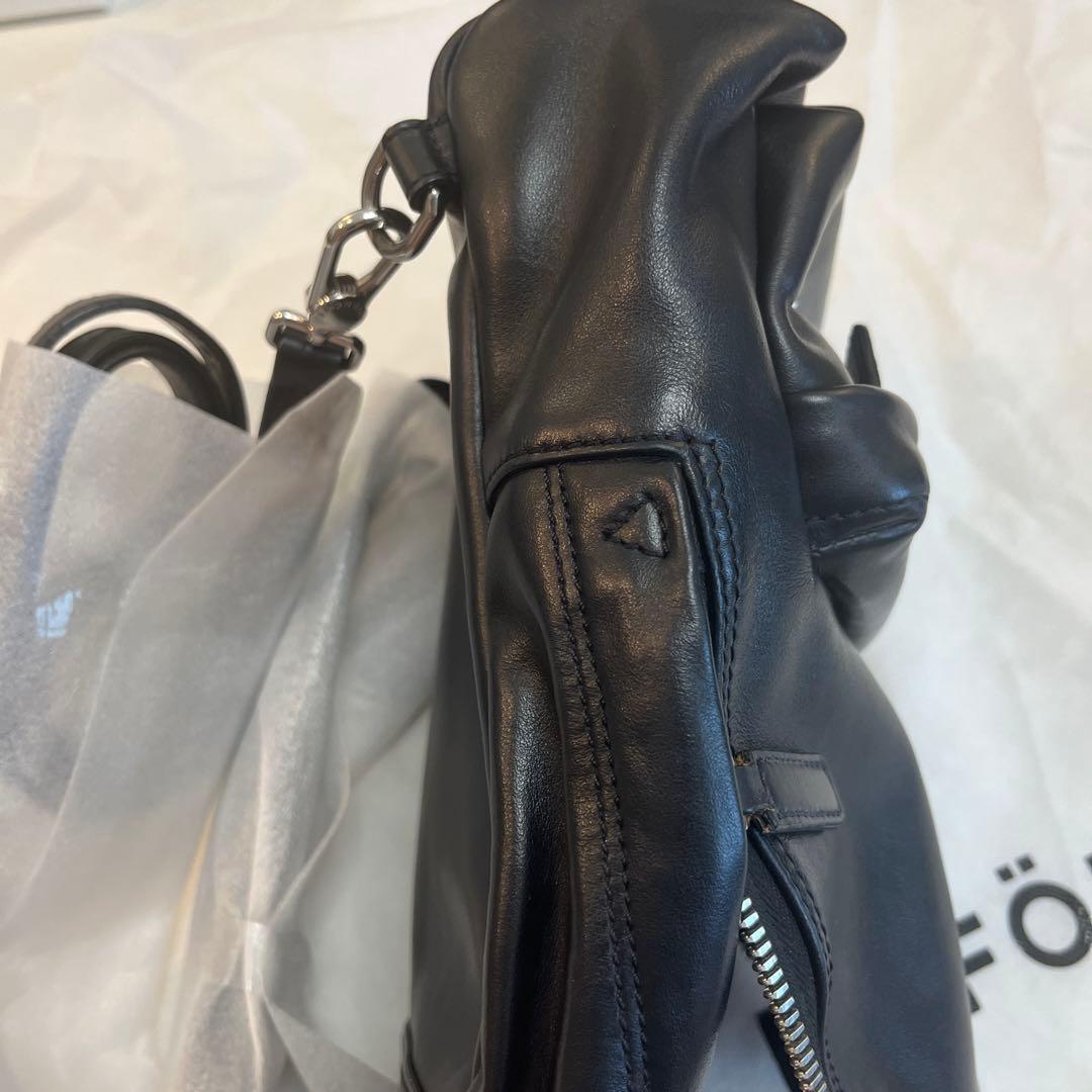 GIVENCHY ナノ バックパック