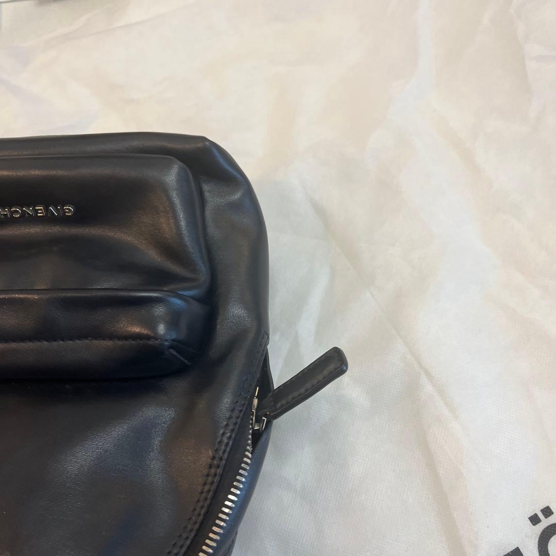 GIVENCHY ナノ バックパック