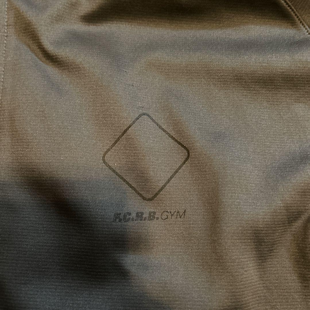 F.C.R.B.GYM フード付きジャケット ダークグレー