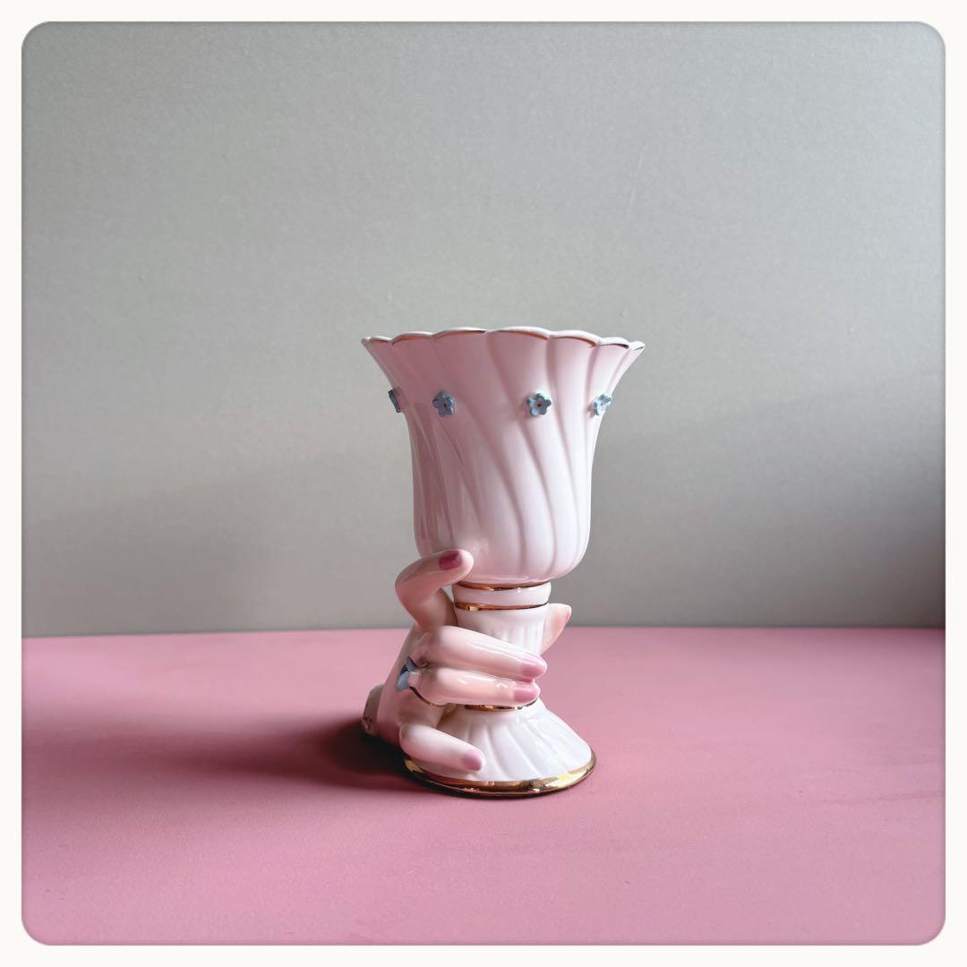 ヴィンテージ アメリカ製 ハンドモチーフ 花瓶 フラワーベースの通販は