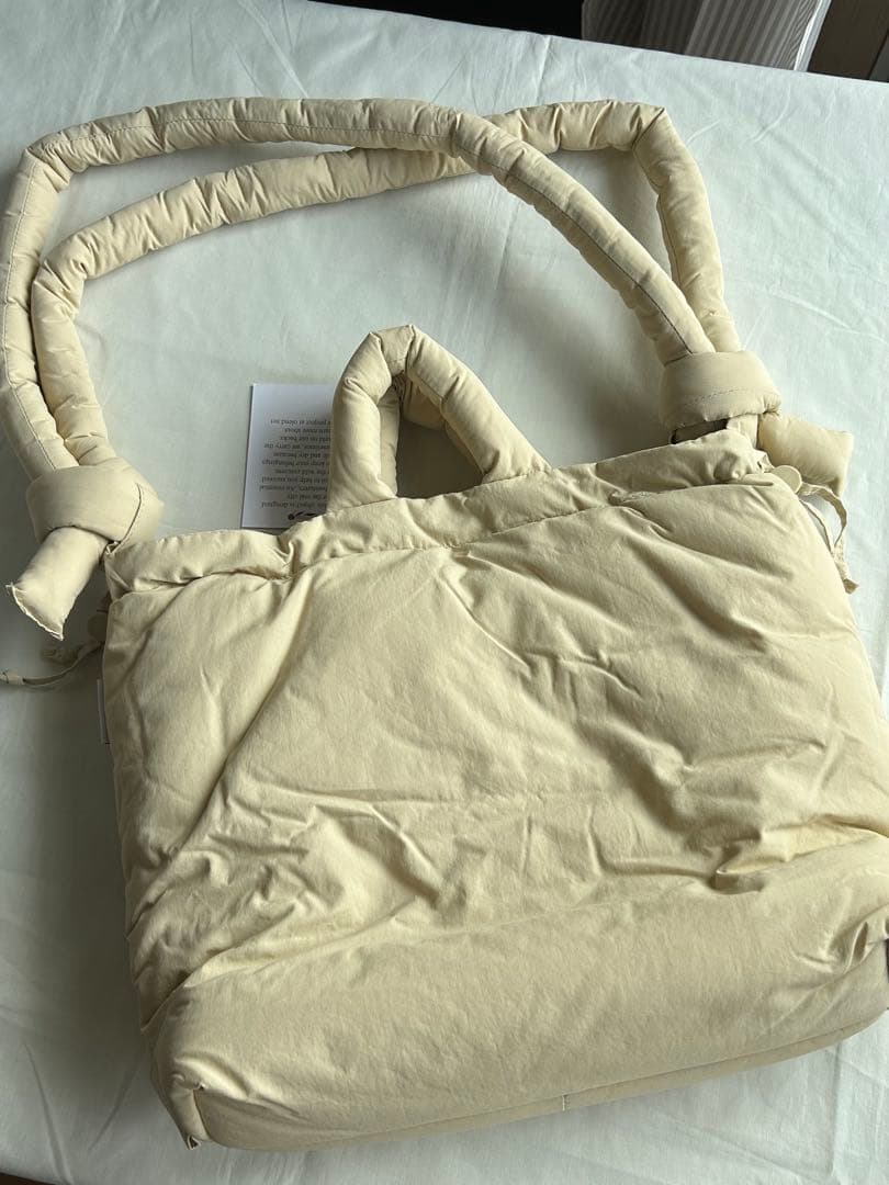 新品未使用品！ OLEND オナソフトバッグ バターイエロー - メルカリ