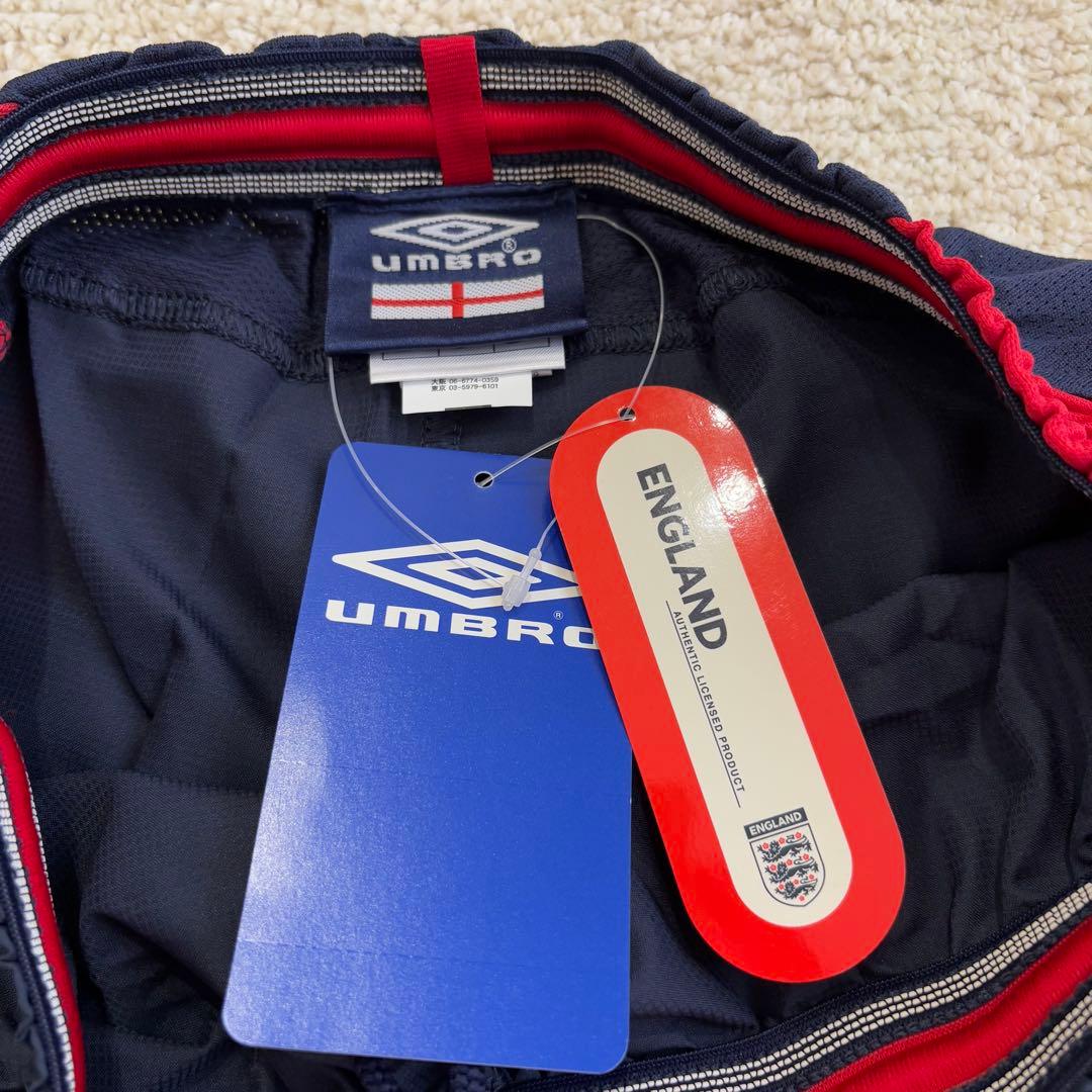 《希少》《新品タグ付き》イングランド代表 　ユニフォーム　レディース　アンブロ