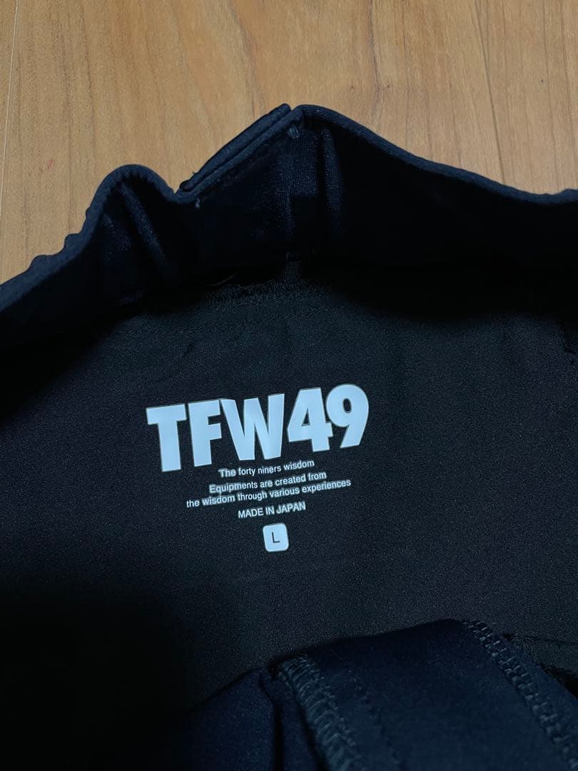 未使用　tfw49 ハイブリッドパンツ L ネイビー　ゴルフ