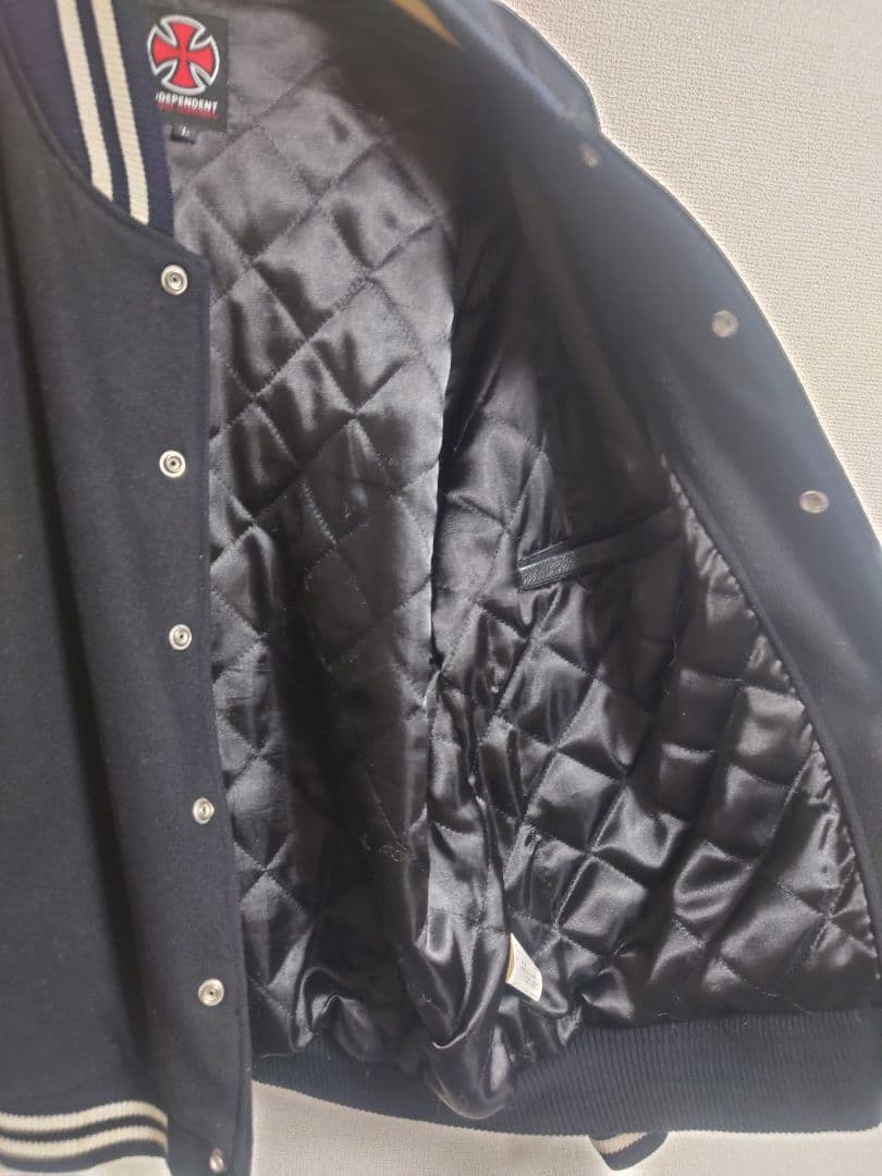 independent　スタジャン