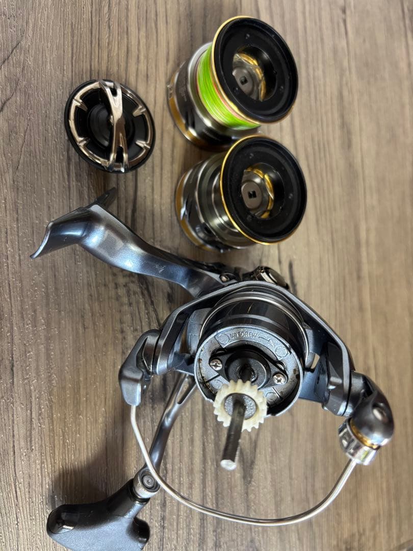 SHIMANO ULTEGRA C3000 スピニングリール