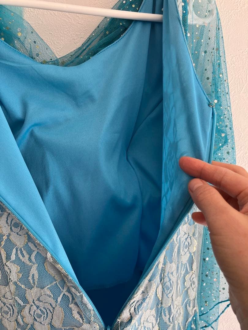 ダンスドレス　ダンスウェア　イチオク　スパンコール付き　M〜L