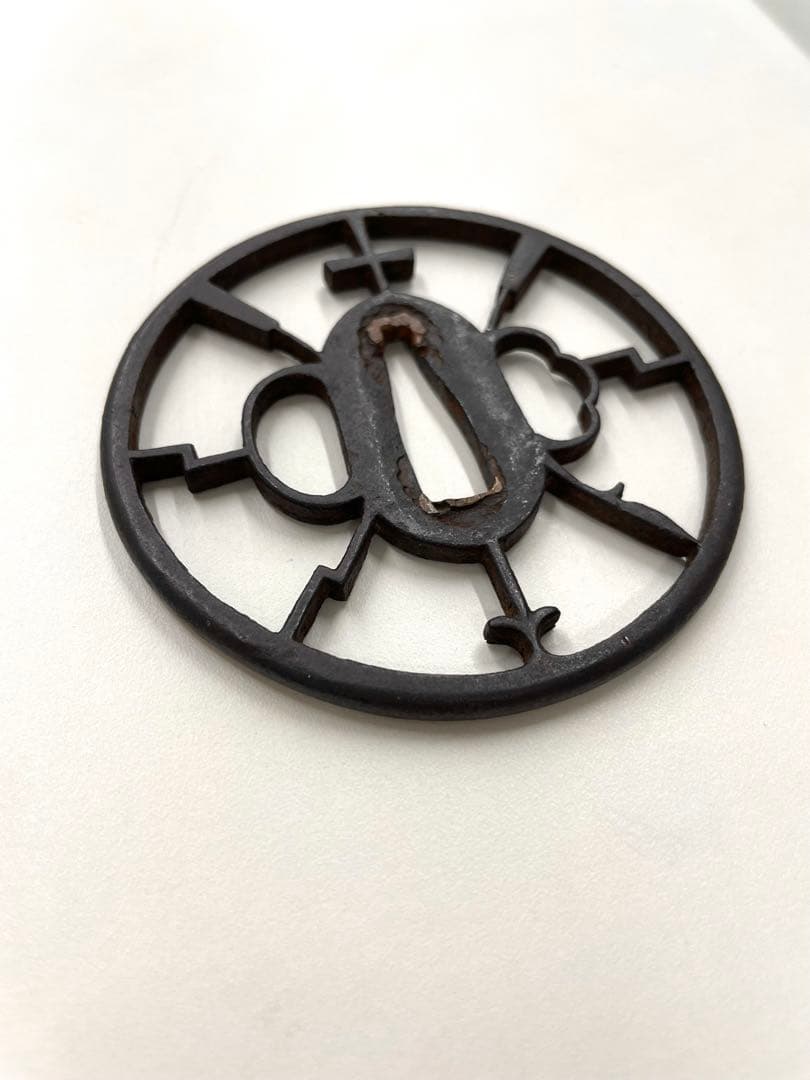 【キリシタン鍔】クルス文透かし鍔　鉄鍔　本歌