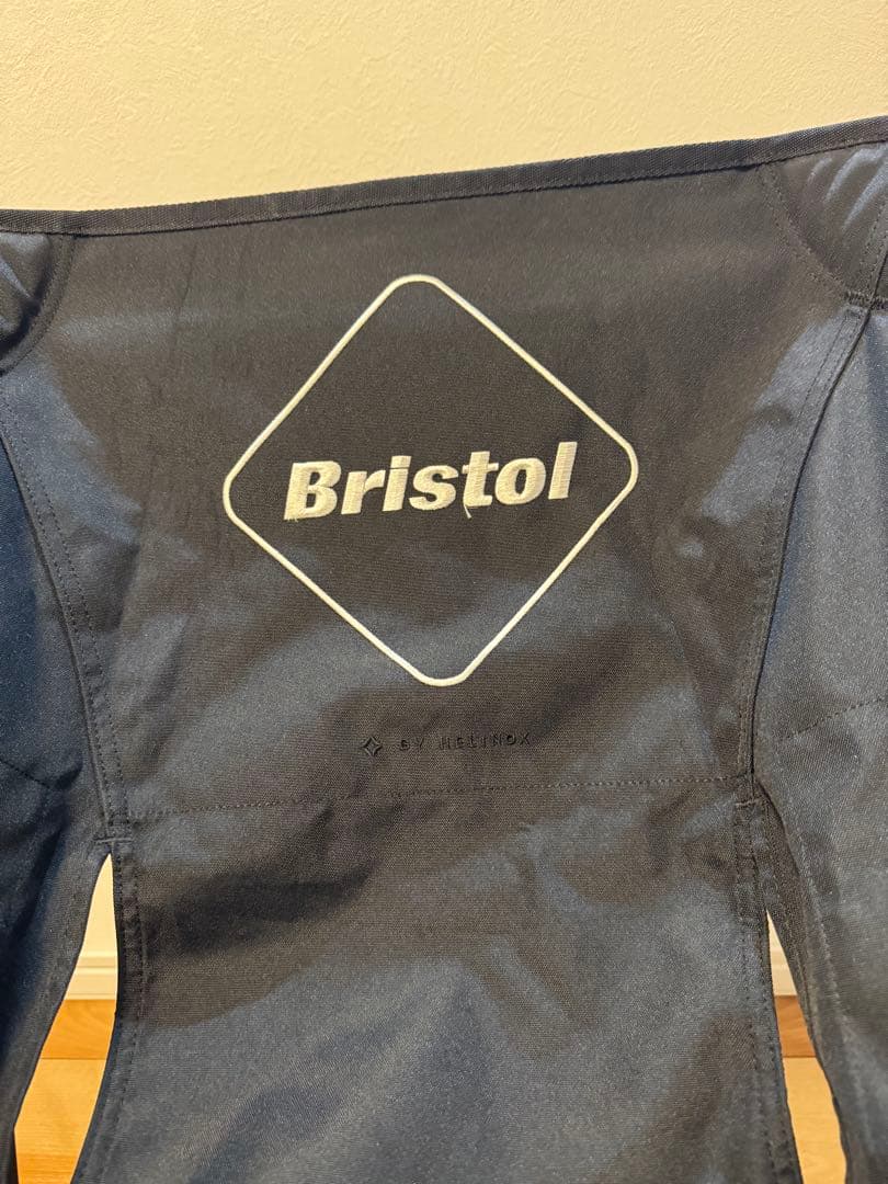 テーブル・チェア・ハンモック F.C.Real Bristol Helinox CHAIR