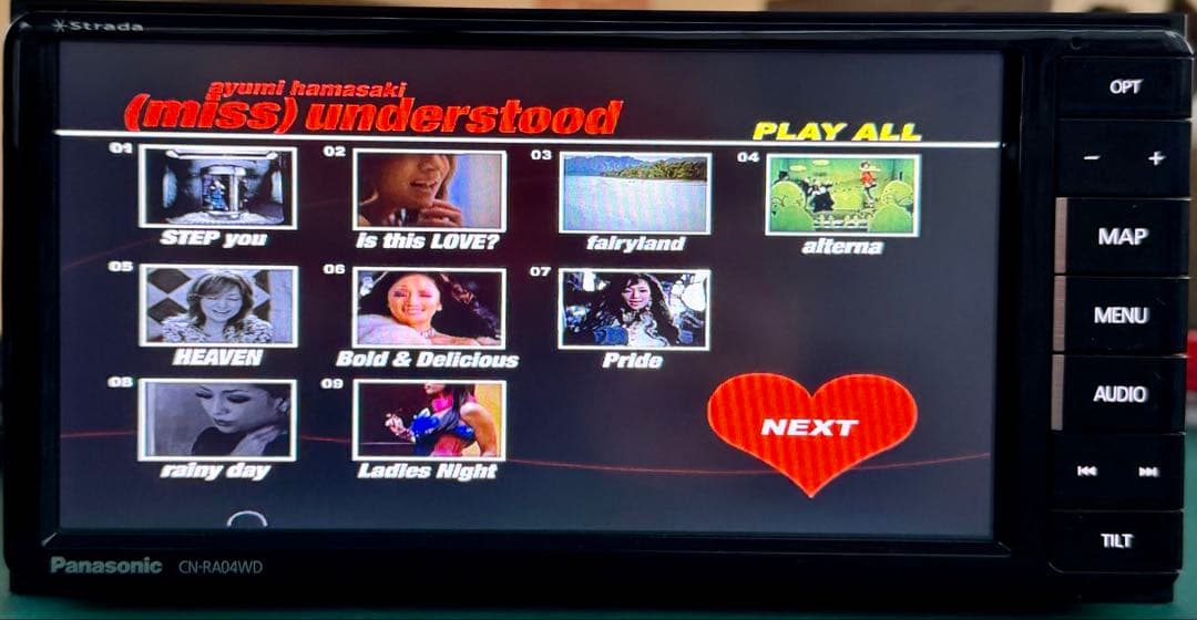 パナソニック 2DIN 200mmワイドフルセグナビ CN-RA04WD