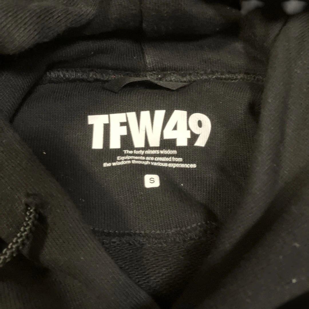 TFW49 EVERLAST パーカー S