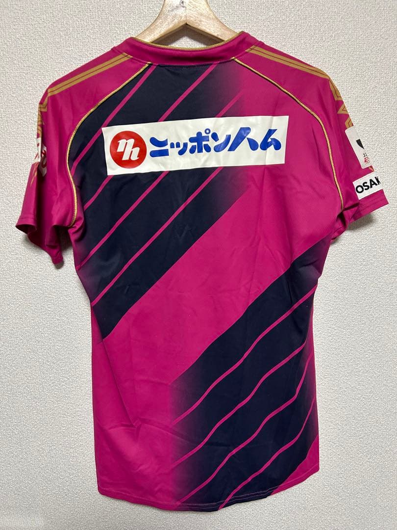 セレッソ大阪ユニフォーム 2017年選手サイン入り - メルカリ