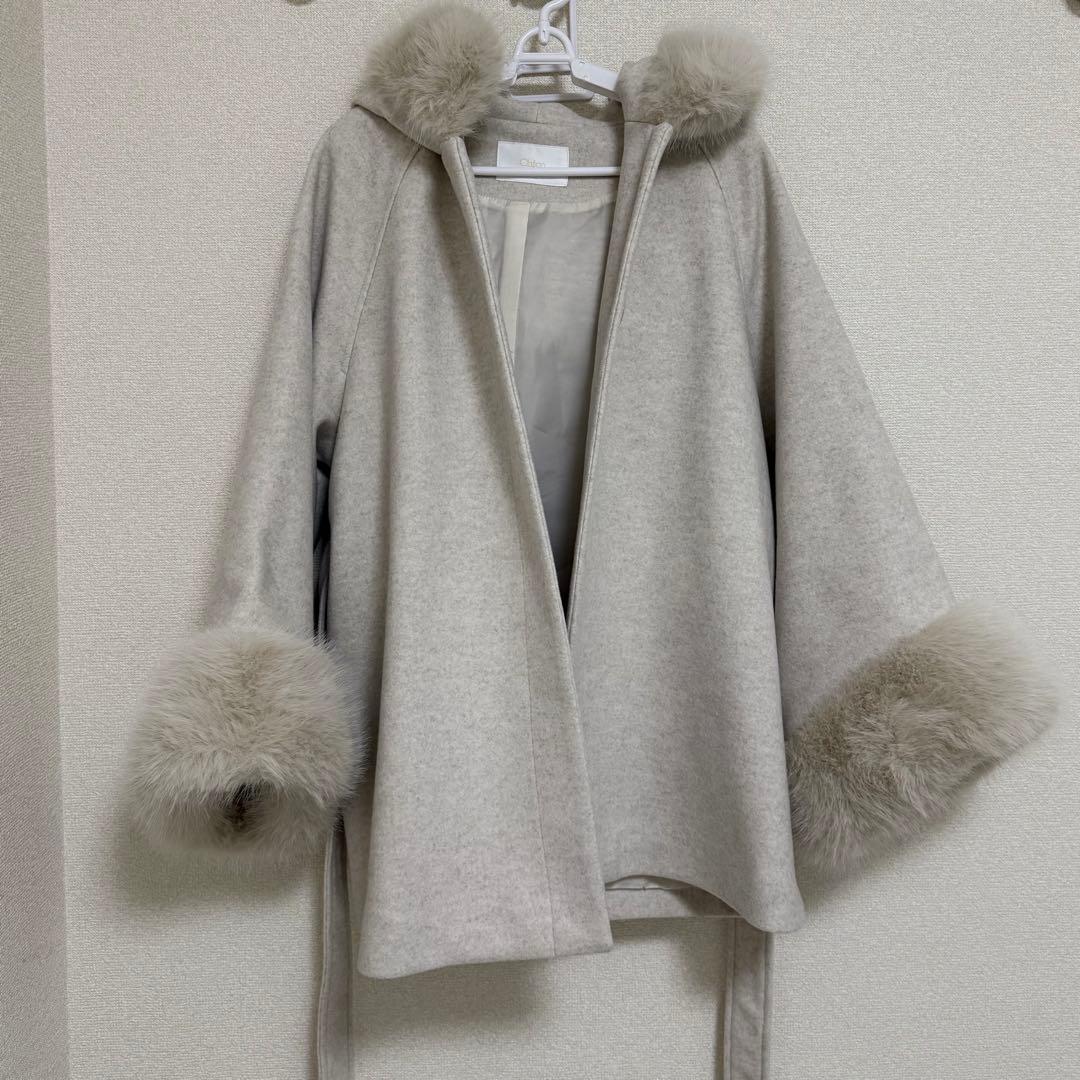 Chico ファー付きフード襟マルチwayケープコート - メルカリ