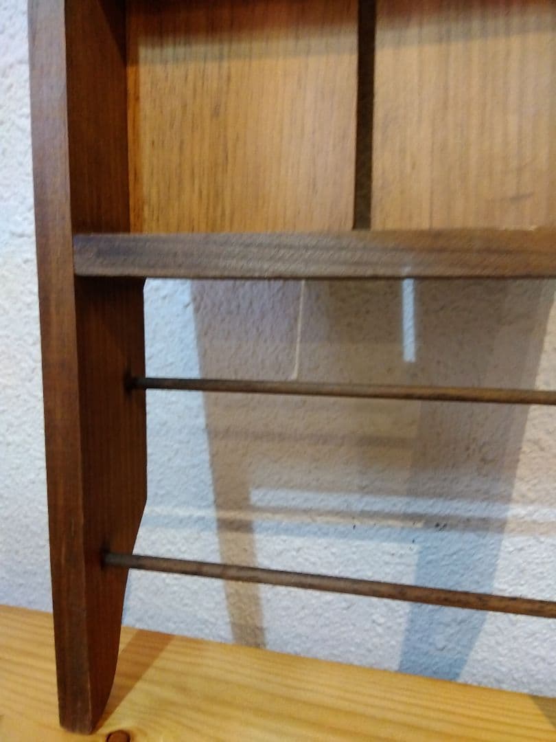 カントリー　ウォールシェルフ　ヴィンテージシェルフ　扉付