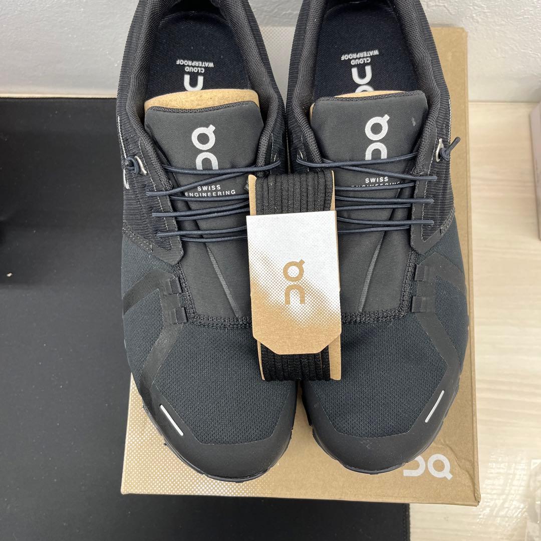 オン　ランニングシューズ　on Cloudsurfer5ブラック28.5CM