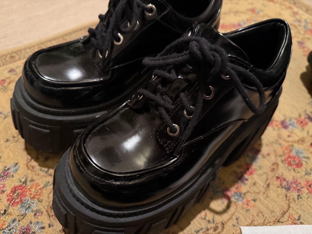 JUST ABOUT 厚底レースアップシューズ