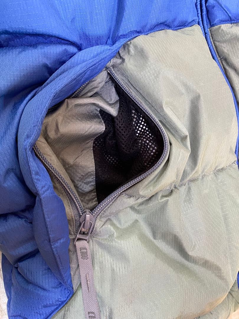 希少ALPHANUMERIC ダウンベスト ブルー グレー　メンズ　レディース