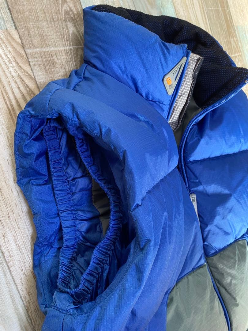 希少ALPHANUMERIC ダウンベスト ブルー グレー　メンズ　レディース