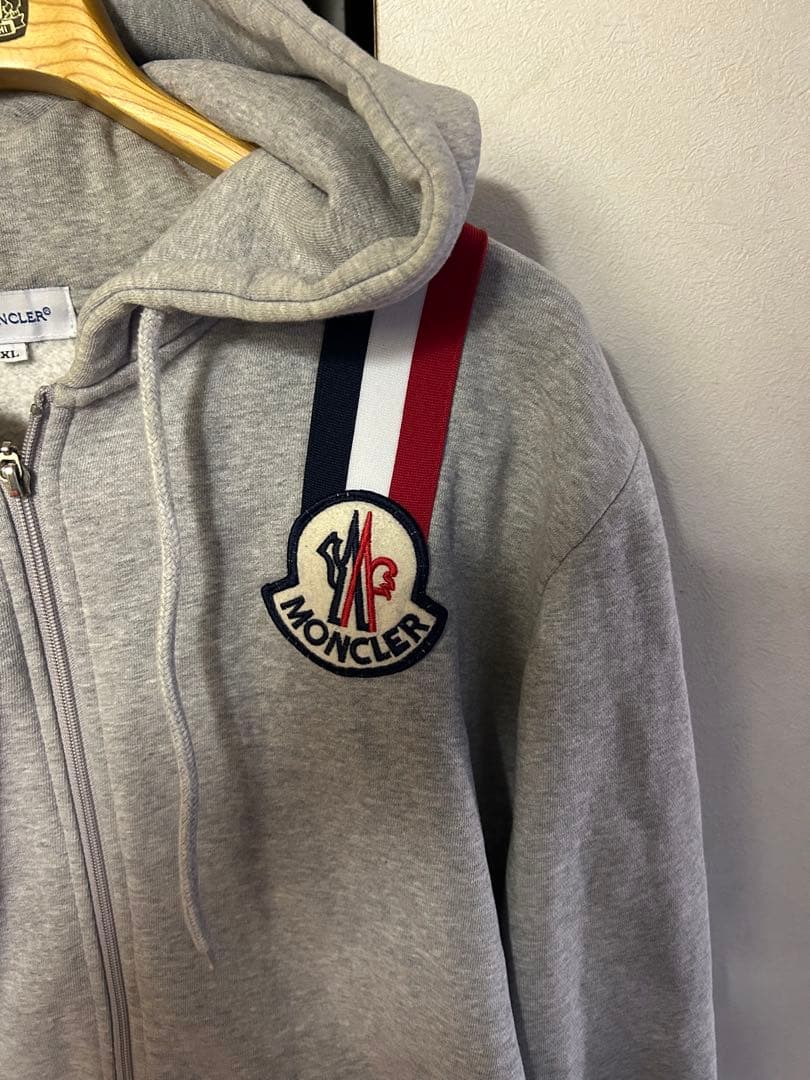MONCLER グレー パーカー XL