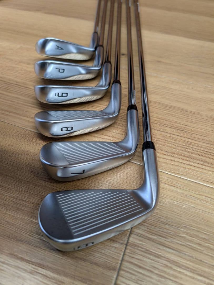 極美品☆ゼクシオX 2023アイアン6I〜PW＋AW ダイナミックゴールド95S