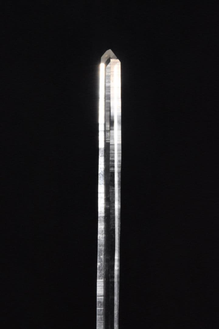 コロンビア産 マンゴークォーツ 超極細