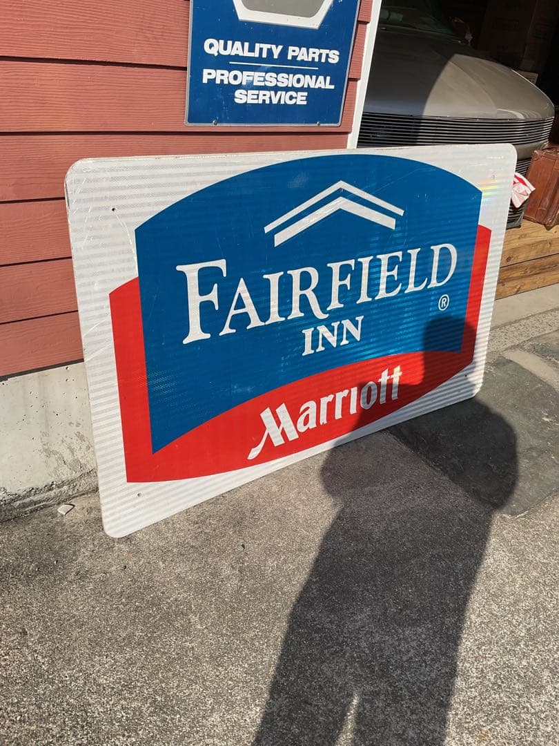 USA マリオットホテル巨大看板