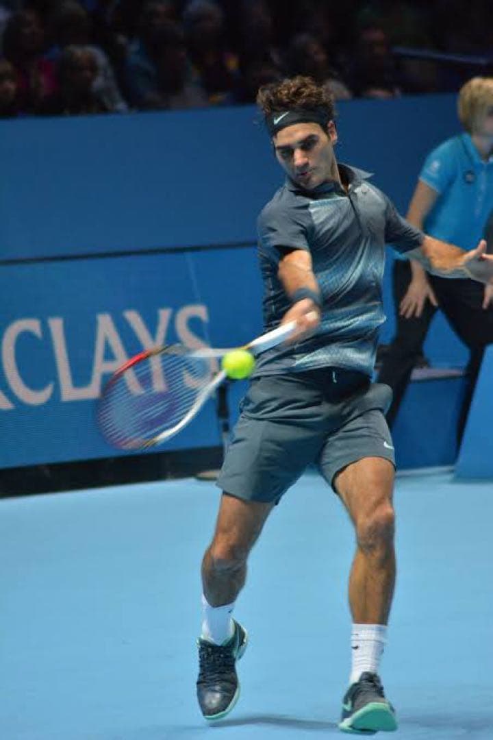 ナイキ テニスシューズ　ズーム　ヴェイパー 9 26.5cm フェデラー