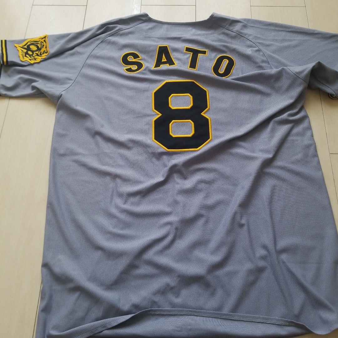 阪神タイガース ビジター ユニフォーム 佐藤輝明 XOサイズ - メルカリ