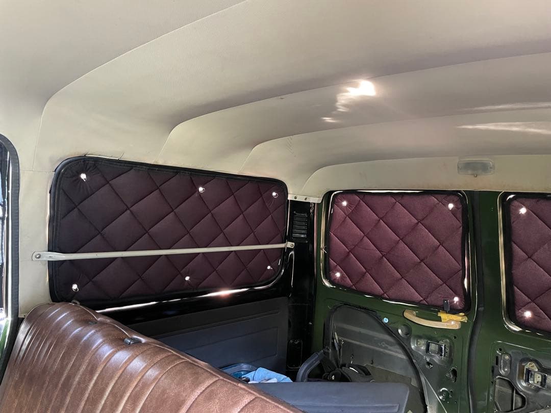 ランクル60 サンシェード　一台分　ブラッキー／ブラック　観音開き