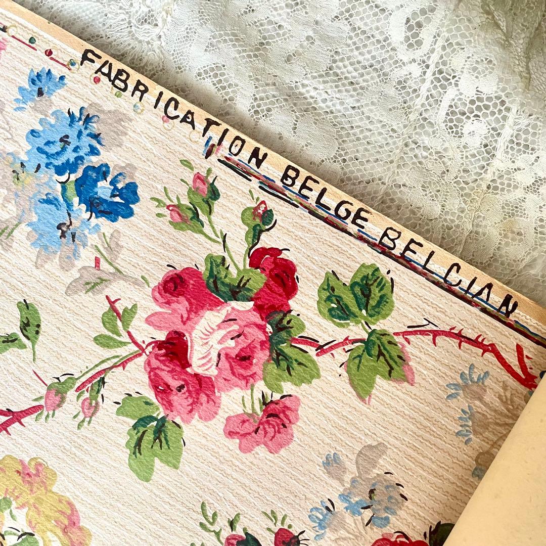 luビスケッツ　ローズ柄壁紙　ウォールペーパー　検フランスアンティーク