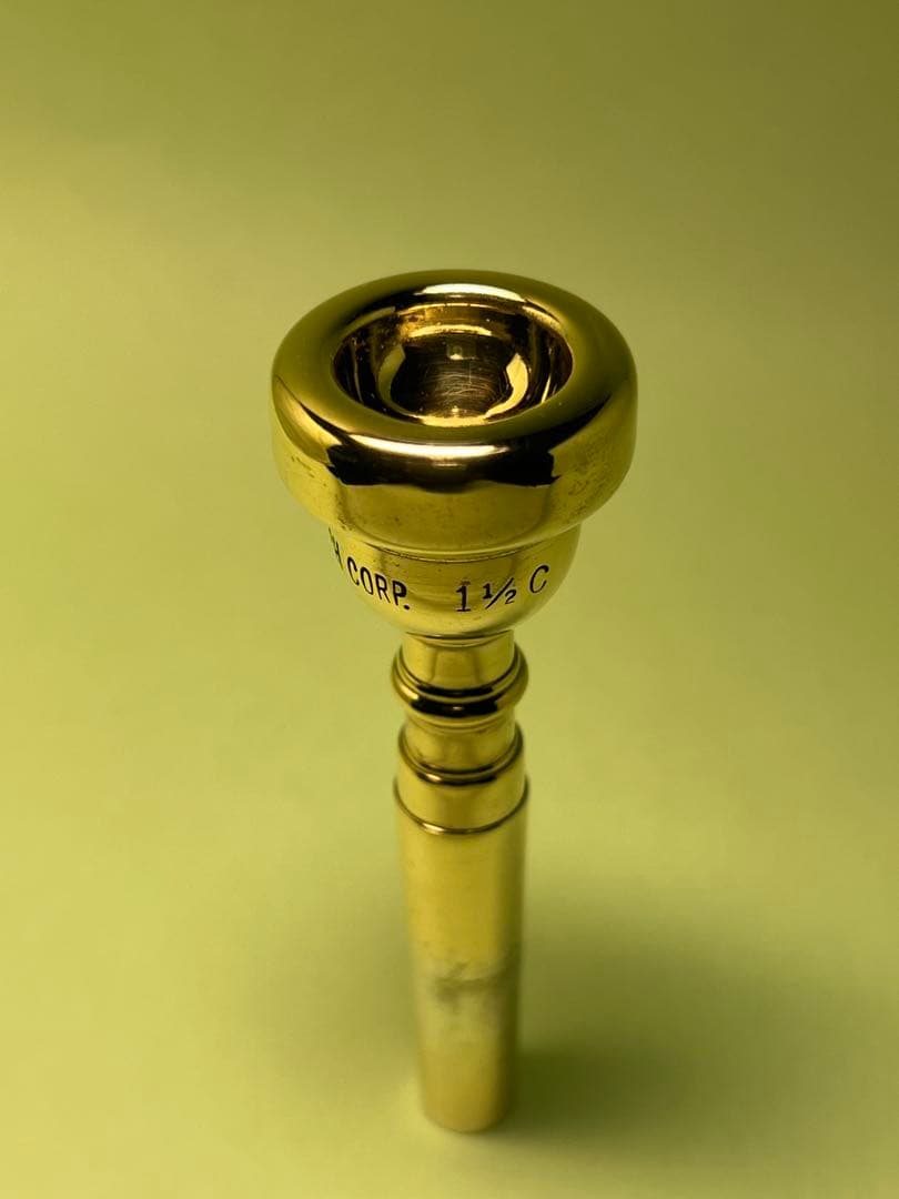 レア！　ヴィンテージBachバック　トランペットマウスピース　１　1/2C GP